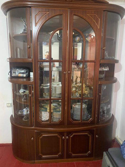 Сервант за 25.000