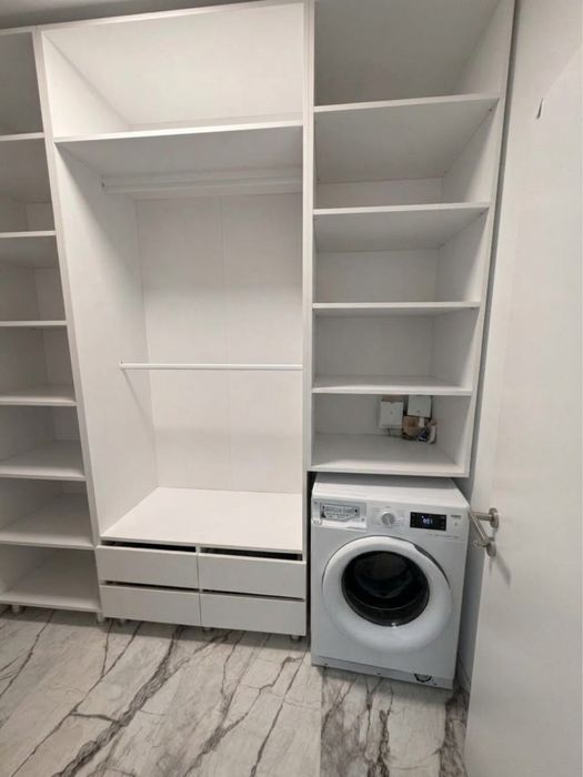 Inchiriez apartament 3 camere + loc parcare
