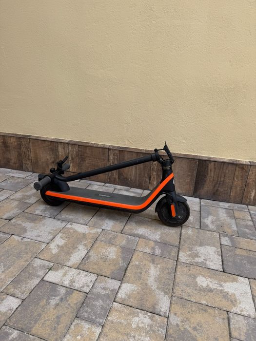 Trotinetă electrică Segway Ninebot eKickScooter C2 E