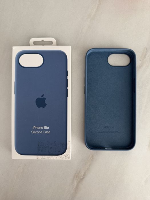 Чехол Apple iPhone 16e silicone case