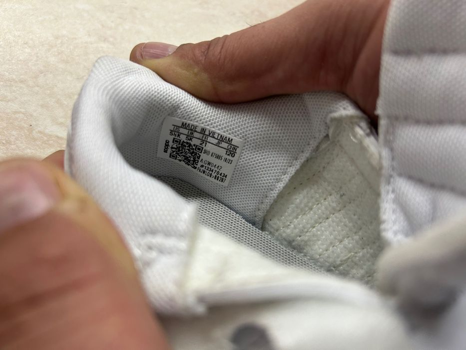 Оригинални Чисто нови бебешки обувки