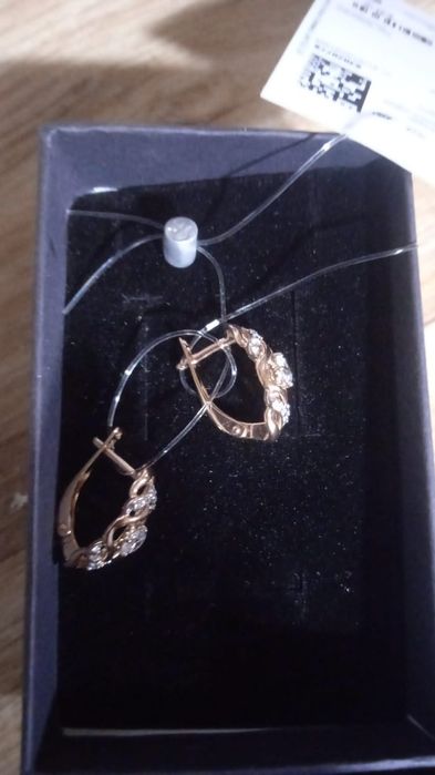 Продам кольцо и сережки