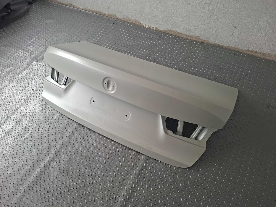 Като Нов Оригинален Заден Капак Багажник BMW G20 Бял, БМВ Г20