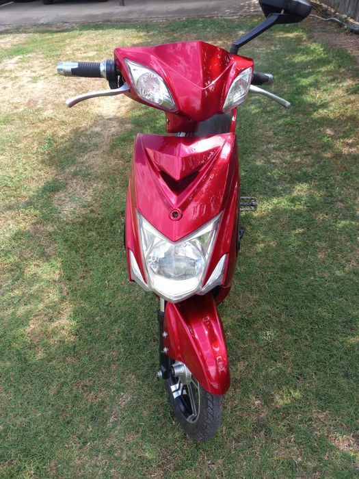 Vand scuter electric