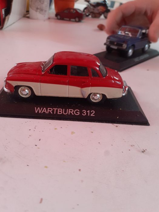 Machete masini romanesti