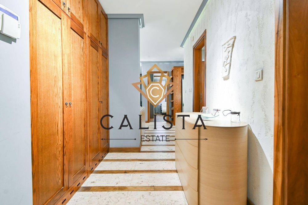 Дава се под наем Тристаен апартамент в София, Център - 90 кв.м за 1445.34 € - Снимка #9