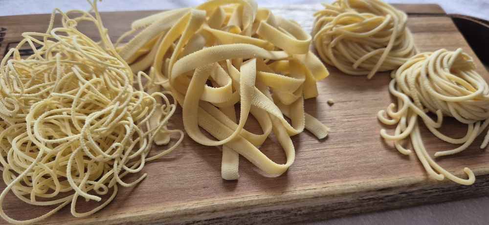 Taietei si paste de casa