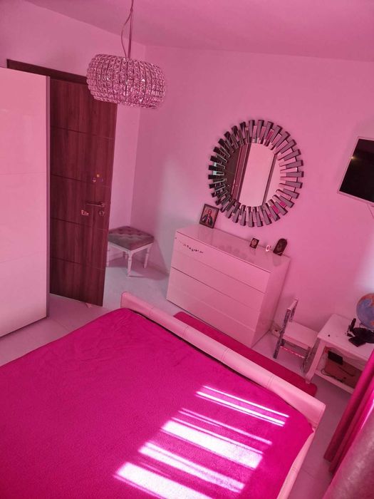 Inchiriez apartament 2 camere