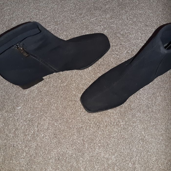 Продам ботильоны