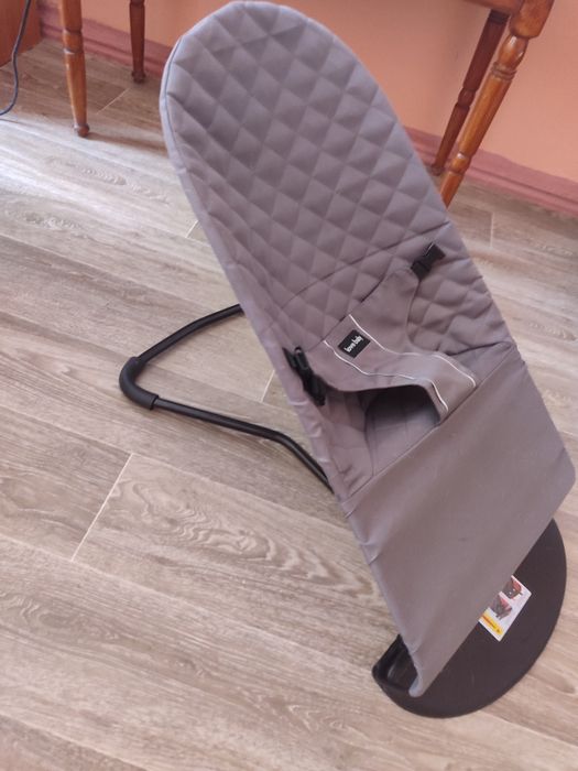 Продаётся шезлонг