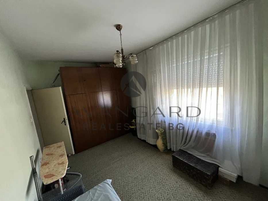 Продава се Тристаен апартамент в Пловдив, Тракия - 87 кв.м за 879 €/кв.м - Снимка #8