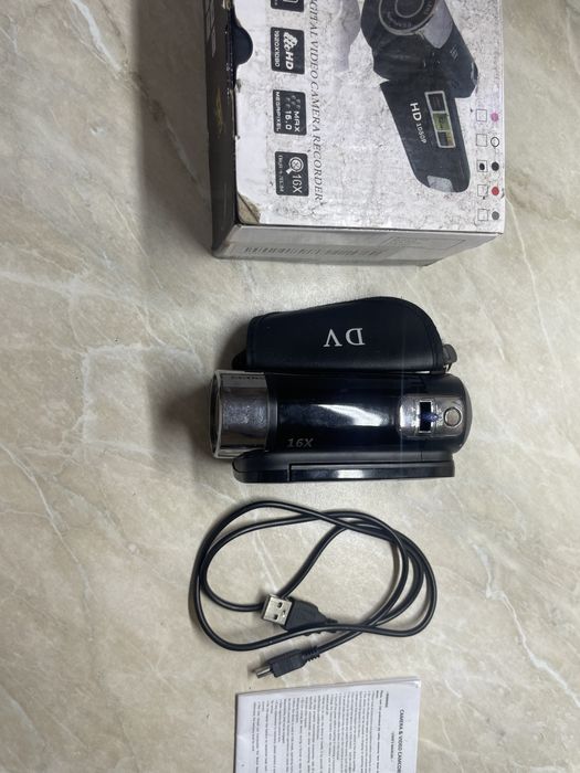 Продам видеокамеру