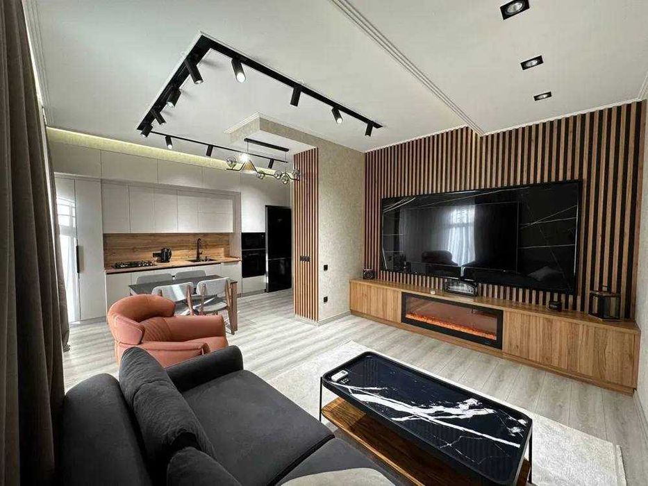 Жк Казахстан! Сдается новая 3-х комнатная квартира в элит комплексе!