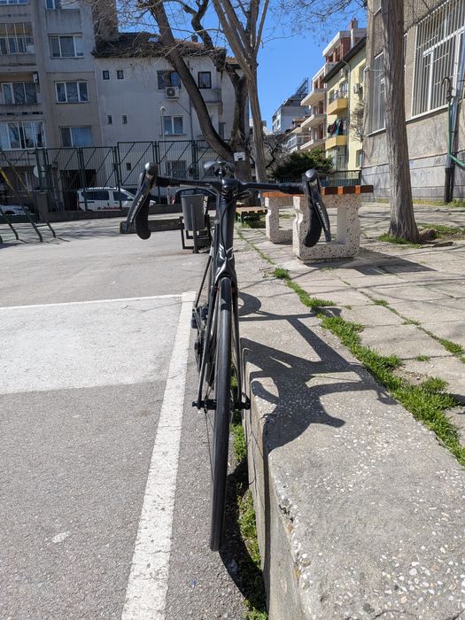 Висок клас аеро шосеен велосипед Felt AR FRD