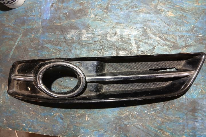 Grila proiector stanga 8P0807681AA 8P0807681AA Audi A3 8P/8PA [2th fa