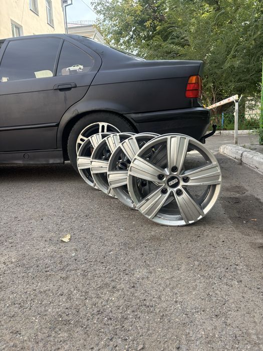 Продам диски на 16. Состояние хорошее.
