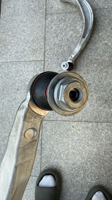 Brate Audi A4 Avant