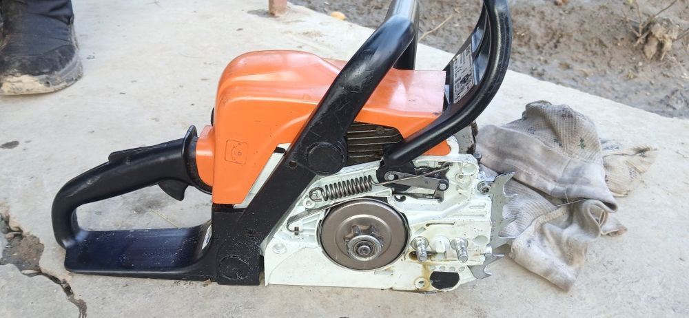 Vând Drujba Sthil  180 MS