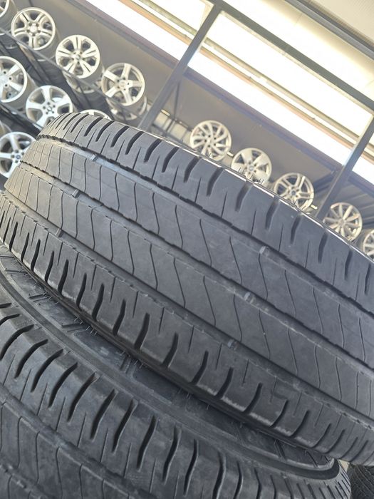 4 Броя Бусови Гуми 225/75/16C Michelin 2x6,6mm 2x4mm