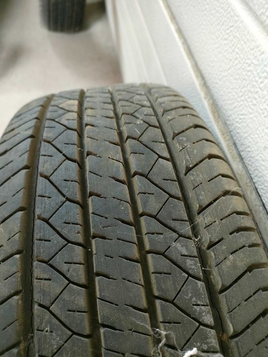 Продам Шину б у 1шт