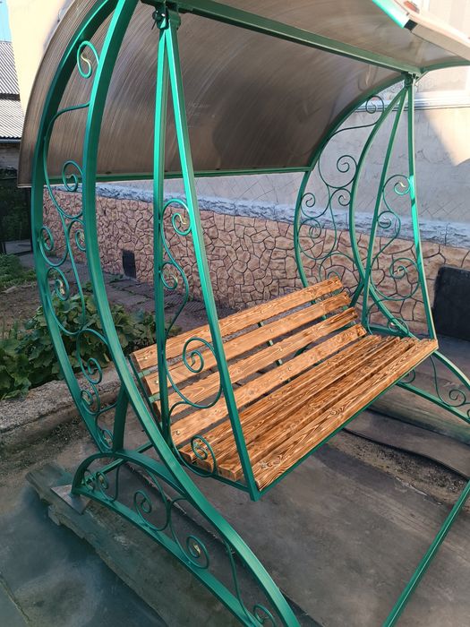 Качели садовые для отдыха