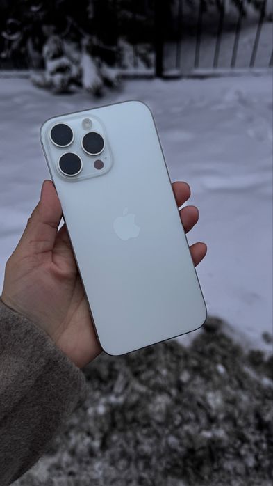 Iphone 16 pro max белый