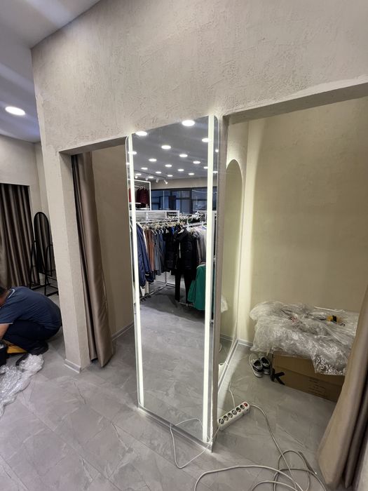 Зеркало с подсветкой