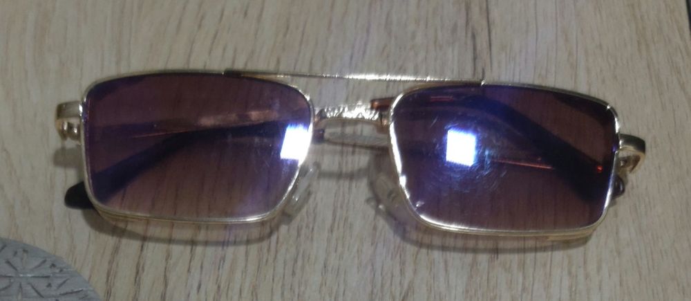 Солнцезащитные очки