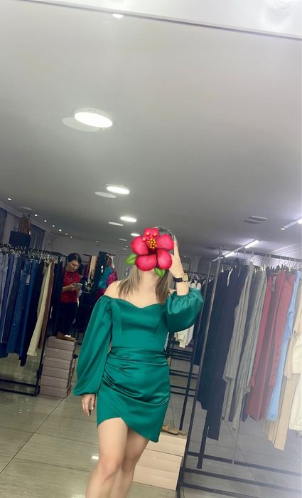 Платье шикарное