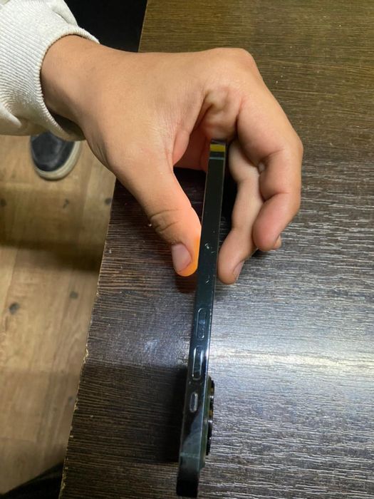 iPhone 13 pro  еш жері ауыспаған