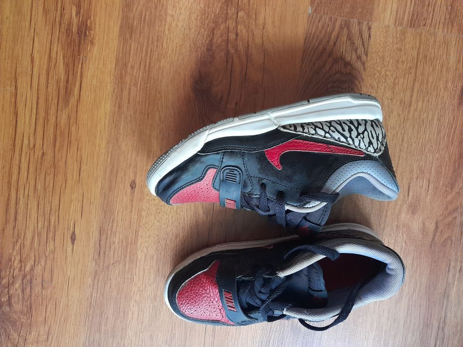 Jordan  кецове 33 номер.