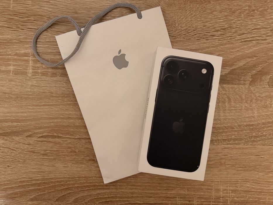 Iphone 18 Pro Black - NEW never opened