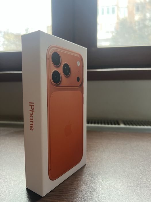 ГАРАНЦИЯ!!!НОВ!!! Iphone 17 Pro Cosmic Orange 256GB