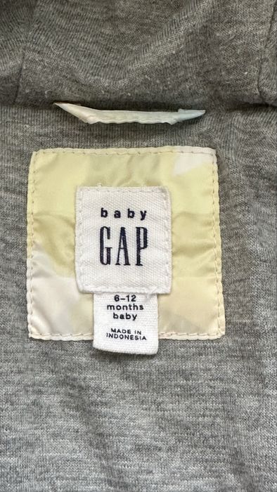 Детская куртка Gap на 6-12 месяцев