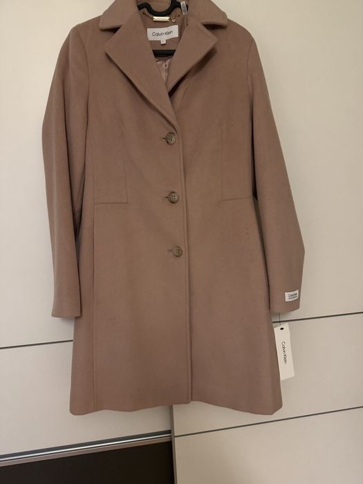 calvin klein палто разммер S Ново 75€