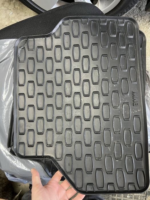 ОЕМ Стелки гумени BMW E60/E61