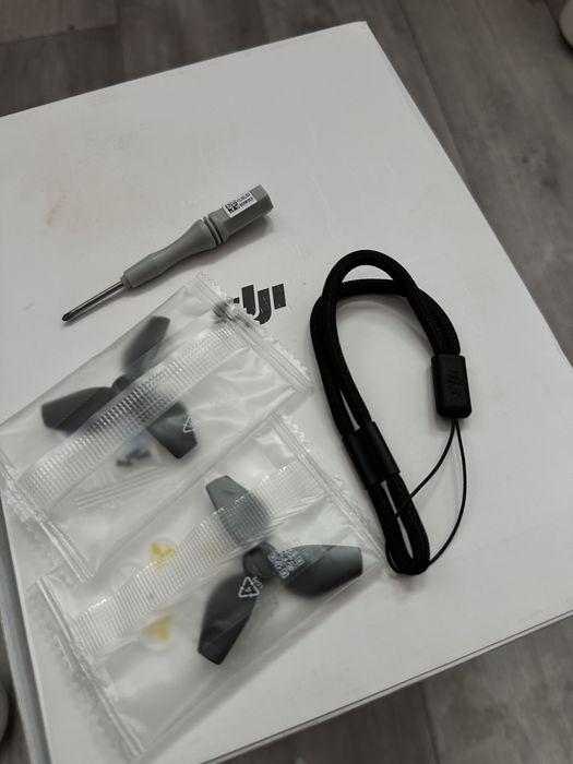 Дрон DJI Neo motion Fly More Combo