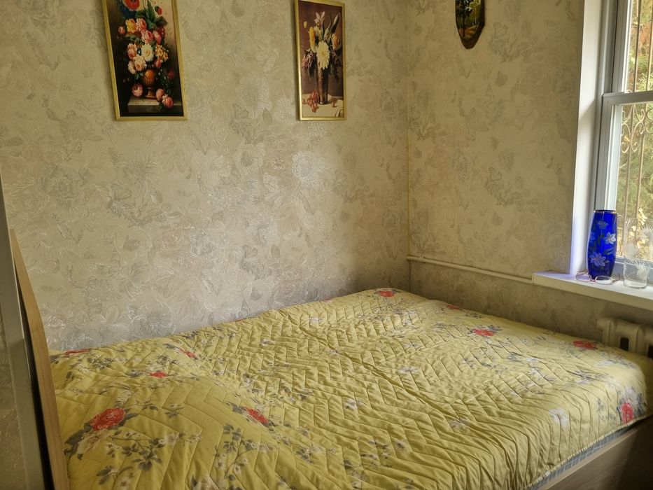 Кровать с подъёмным механизмом