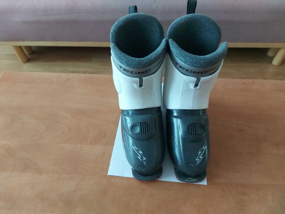 Clapari si casca ski pentru copii