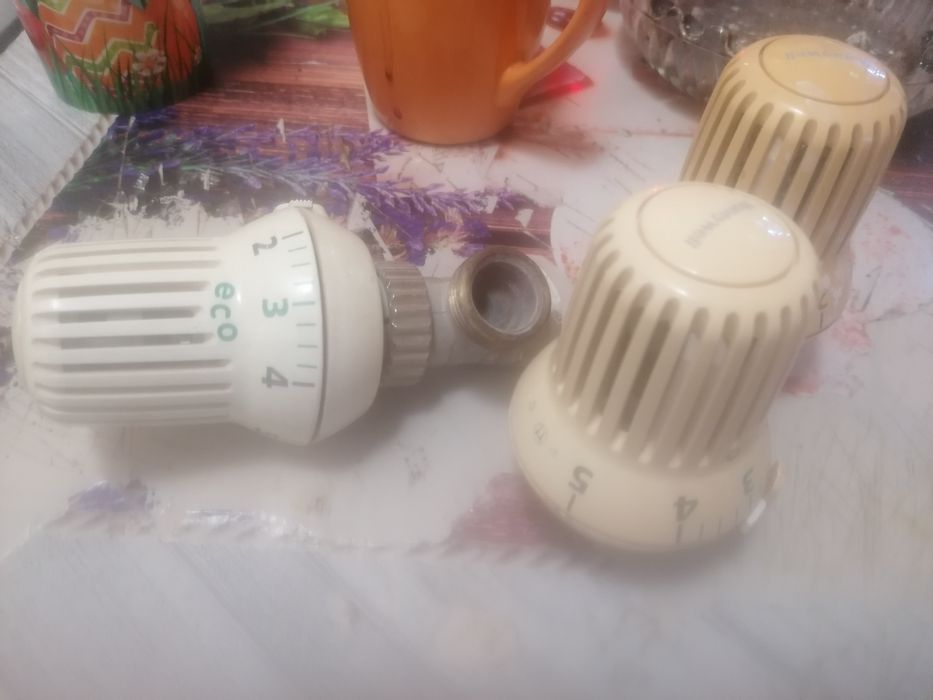 Robineți calorifer, cu termostat