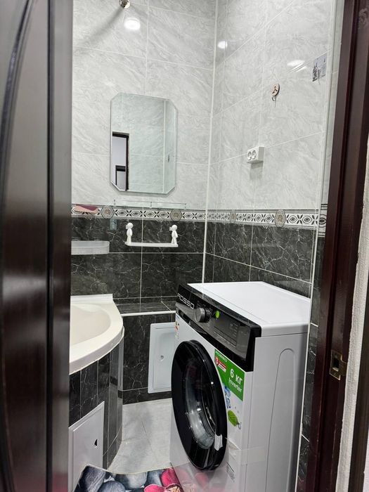 Сдается 2x комнатная квартира 
С обстановкой 
Горде Алмалыке
Космосе