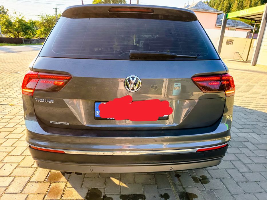 VOLKSWAGEN Tiguan 2020 — imagine 4