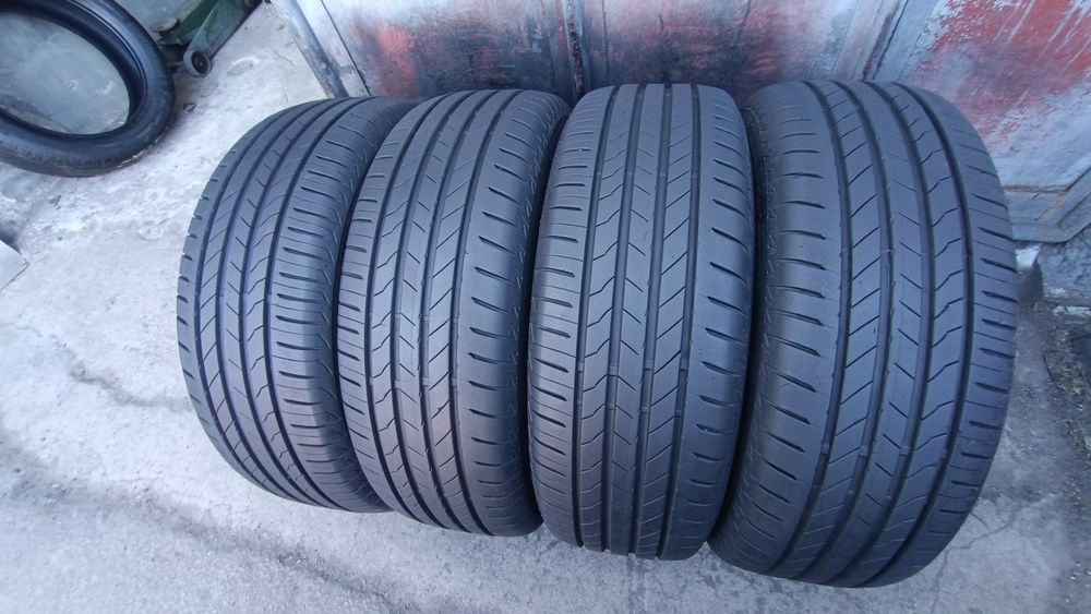 225/65/17 Bridgestone