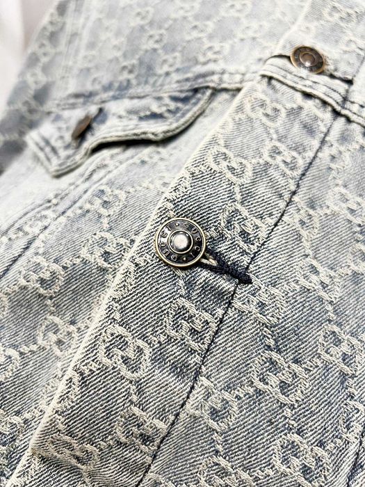 Gucci Floral Denim Kurtka. Sfânt albastru și alb GG ja