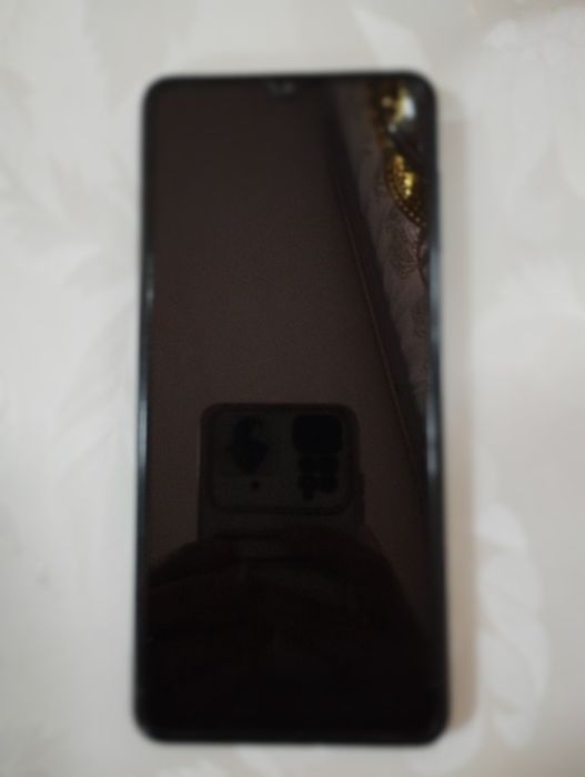 Samsung A12 holati yaxwi. Dokument karobkalari bor. Narxi keliwiladi