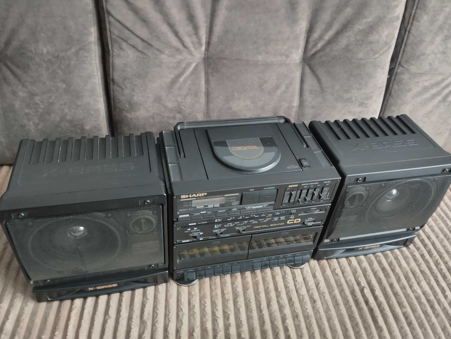 Японский кассетник с акустикой Sharp GX -CD60HT