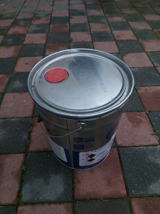 HEMPEL Set galeata de vopsit+intaritor