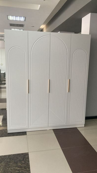 Новые  шкафы  от