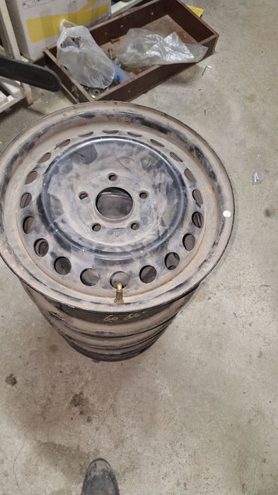 Продаю диски на хундай елантра R15