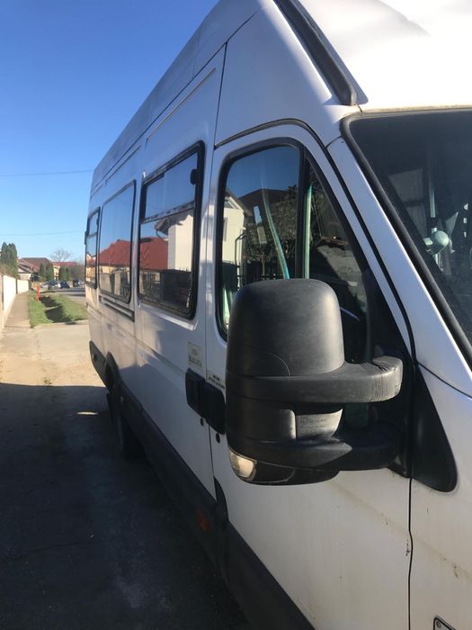 Iveco daily microbuz 2008 si microbuz Renault Master 2012